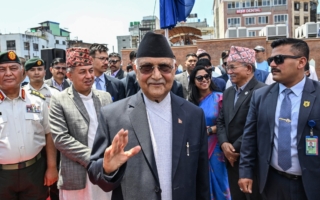 尼泊尔年轻人抗议活动升级 总理辞职