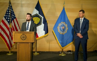 柯克遇害案重大进展 FBI发布嫌疑人照片