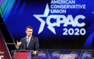 组图:美国31岁保守派新星柯克 不幸陨落