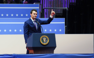 知名保守派人士柯克遭枪击身亡 川普发声