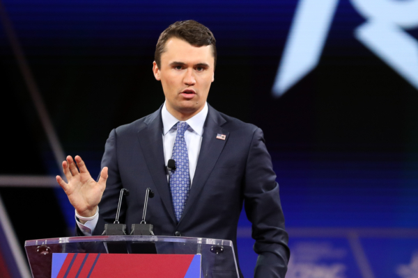 柯克遇害后 美国人对其家人捐款打破纪录