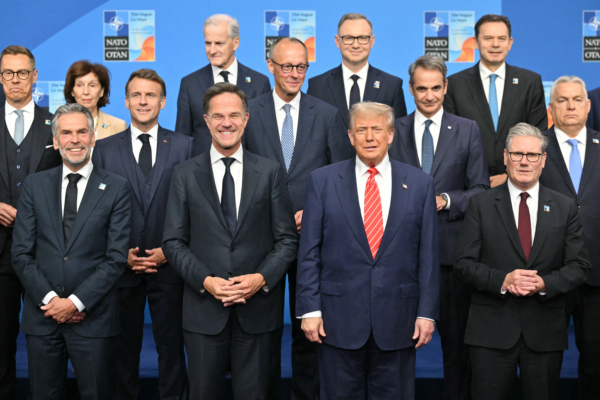 川普：想结束俄乌战 北约需对华祭高关税