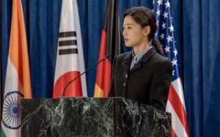 全智贤夯剧《暴风圈》一台词惹怒小粉红