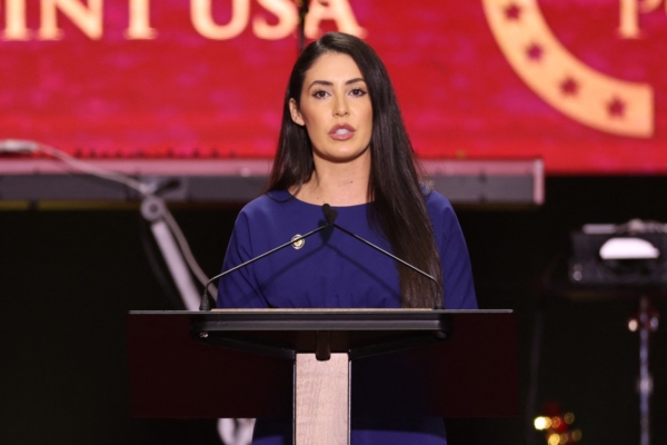 美众议员卢纳:柯克唤醒一代人 拯救一个国家