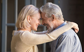 这3个迹象显示 你有情感成熟的伴侣