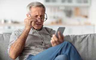 年长者使用手机的4个特征 让年轻人看不惯