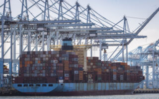 美10月对华征港口费 重塑全球航运格局