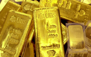 黄金价格暴涨 中国多个金饰品牌克价创新高