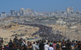 川普预告加沙战争已结束 中东走向正常化