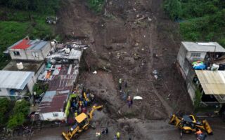 组图：墨西哥暴雨酿重灾 至少41死27失踪