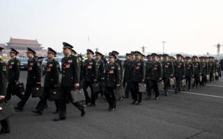 蔡慎坤曝再有四名中共上将落马