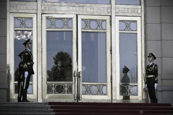 四中全会气氛肃杀 或逾20名习家军被处理