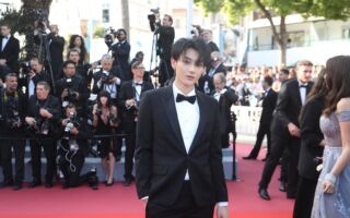 黄子韬婚礼地点极保密 刘宇宁赴宴迷路使一招