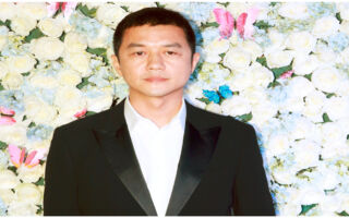 李嫣现身李亚鹏直播间 30秒带来2300万元业绩