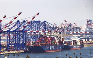 美参议院通过决议 否决川普对巴西征关税