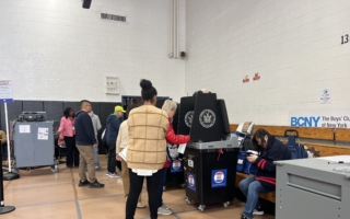 纽约市提前投票前两天16万人投票 五倍于上次选市长