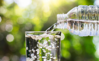 口渴等于身体脱水吗？ 美国医生释疑