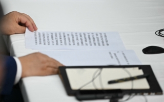 川习会上习照本宣科 遭川普紧盯