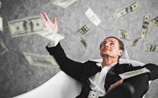 亿万富翁会在手头持有多少现金