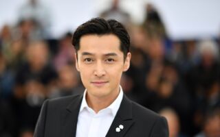 胡歌无法走出丧母之痛 因友人梦境赴秘境寻母