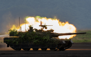 日本自卫队首次在美实弹演习无人机拦截