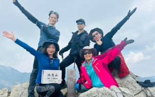 把苦熬成甜 把山走成路