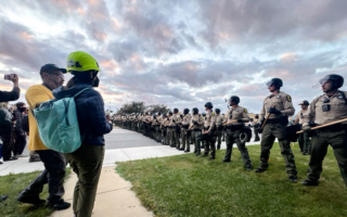 美国特工在芝加哥移民执法遭枪击 嫌犯在逃