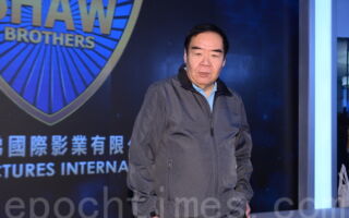 港星郑则仕曝近况 回应身材暴瘦与去世传闻