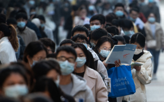 国考笔试登场 招录紧缩 热门职位竞争白热化