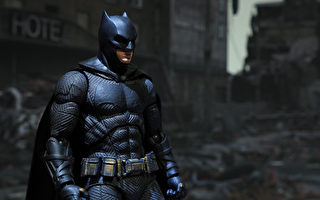 研究：有“蝙蝠侠”在场 人们比较会行善