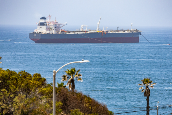 美拟扣押更多委内瑞拉油轮 施压马杜罗政权