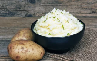 牛奶慢炖土豆泥 风味浓郁胜过传统作法