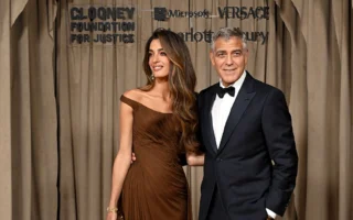 乔治·克鲁尼为何选择远离好莱坞抚养孩子