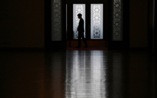 王友群：习“军中大秘”钟绍军被秘密查办？