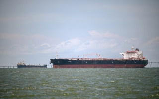 川普定马杜罗政权为恐怖组织 全面封锁油轮