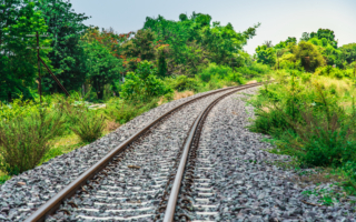 大陆一天两起列车撞人事故 引发安全质疑