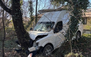 马里兰两非法移民拒捕 开车撞ICE特工遭枪击