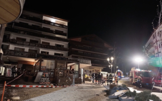 瑞士滑雪胜地跨年夜火灾酿40死 传烟火棒惹祸