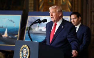 川普:美国需拥有格陵兰 出于国安考虑