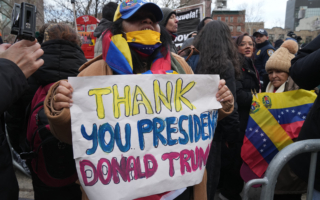 美军闪电般抓马杜罗 分析：中共遭遇三重打击