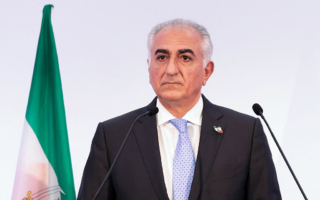 抗议面临残酷镇压 伊朗末代王储急请川普干预