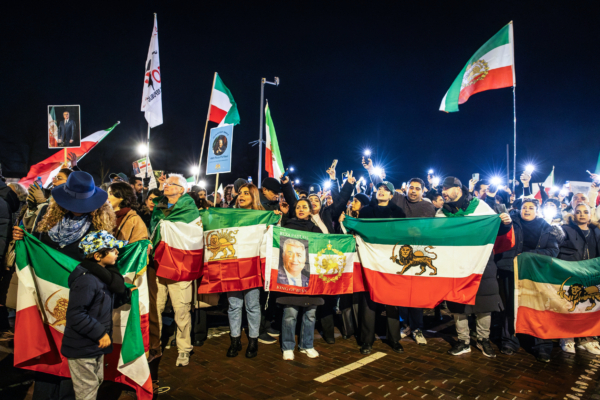 伊朗宣布暂时关闭领空 航空公司纷纷改道