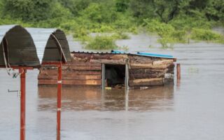 组图：洪灾重创非洲南部多国 逾200人丧生