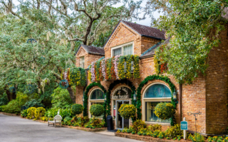 美国花园豪宅背后的感人故事