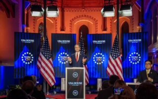 贝森特：格陵兰对金穹防御计划至关重要