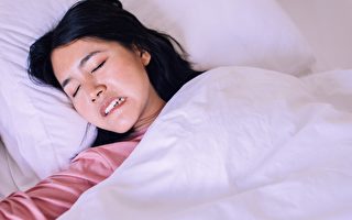 你会磨牙或咬紧牙齿吗？ 应该如何应对？