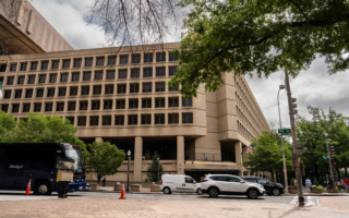 6民主党议员发视频呼吁军人抗命 FBI调查