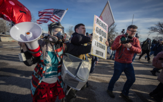 美DHS逮捕三名涉嫌策划明州教堂骚乱嫌犯