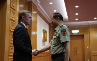 张又侠刘振立遭清洗 为何中共军方将更封闭