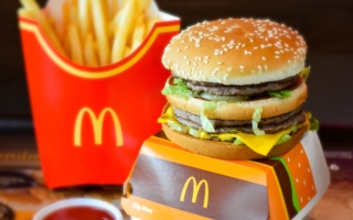 5美元套餐立功 麦当劳重返加盟500强前十